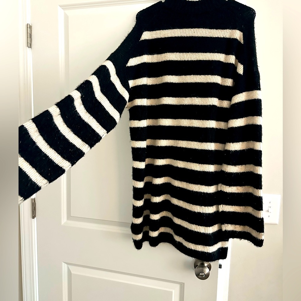 H&M tunic sweater